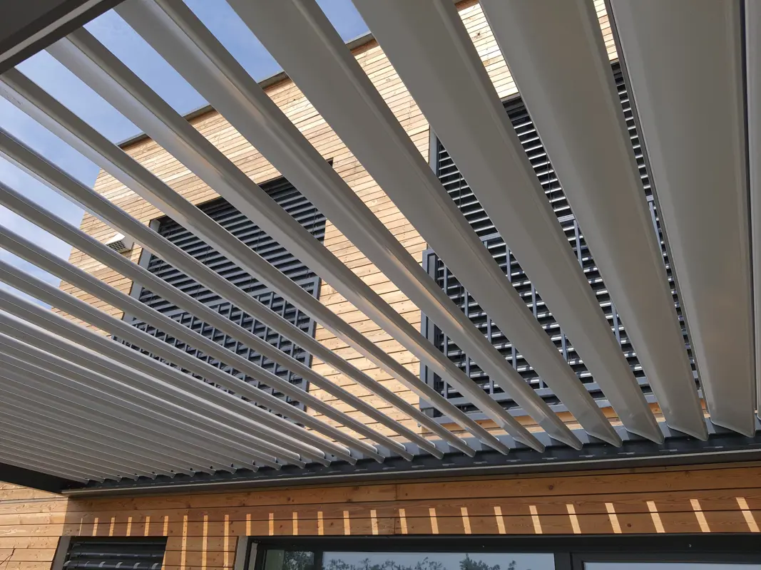 naklapacia-pergola-pergomi